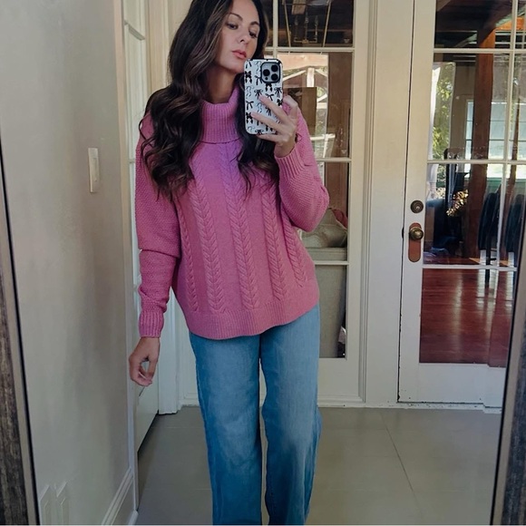 Cabi Blush Pullover - Picture 11 of 14